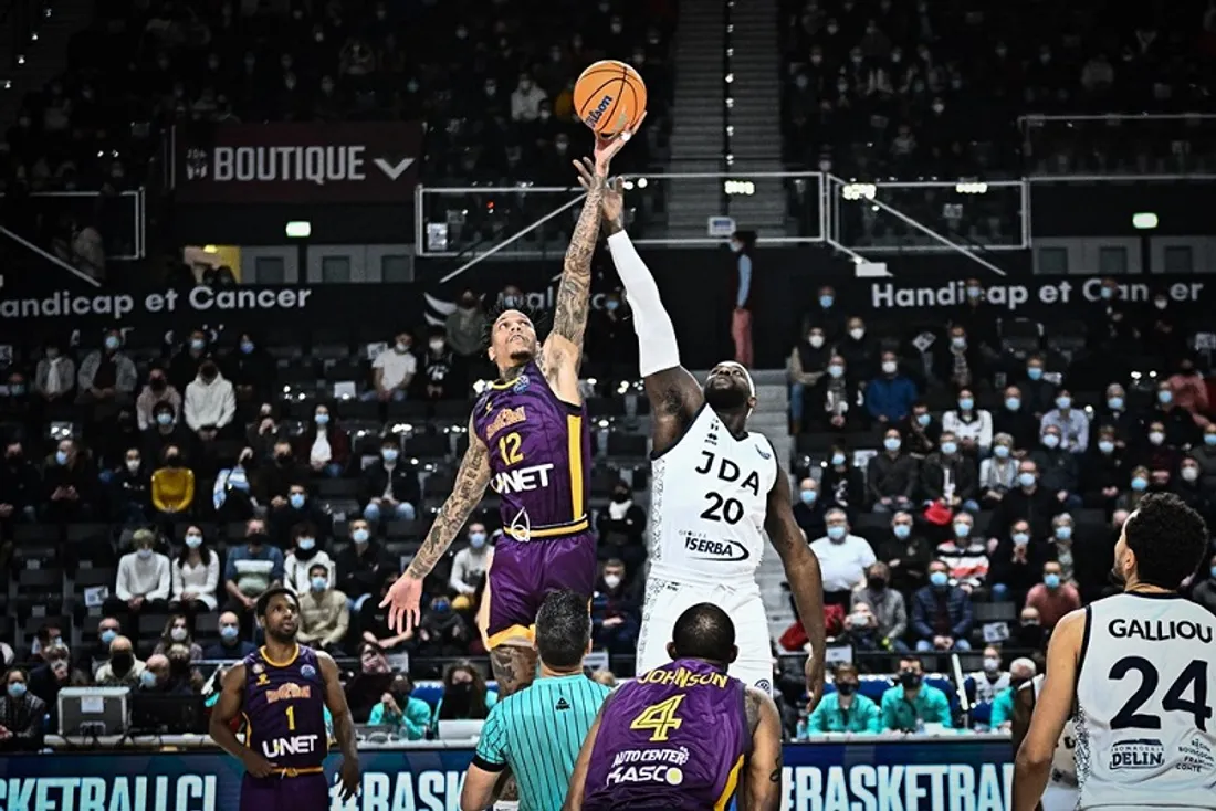 Khadeen Carrington et ses partenaires de la JDA ont réussi à relever la tête face à l’Hapoel Holon